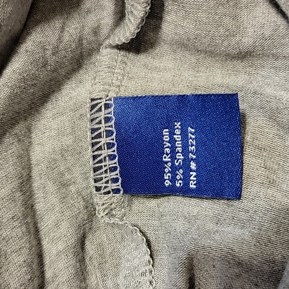 Apt. 9 women's XL sparkle shoe design short sleeve shirt gray - Picture 8 of 9